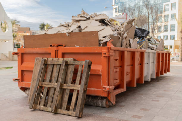 Best Retail Junk Removal  in Tiffin, IA